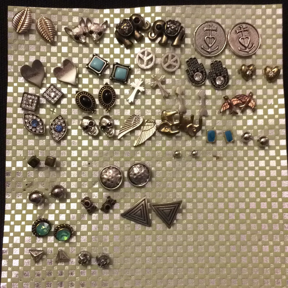 29 pairs pierced earrings! Less than $2/pair!